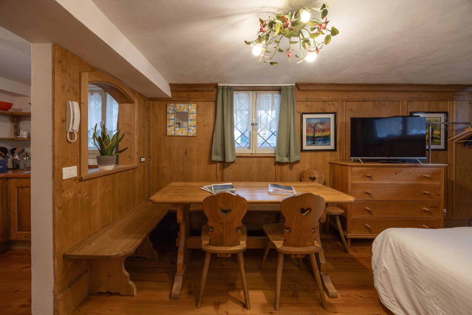 Faloria Studio Apartment Cortina d'Ampezzo Bagian luar foto